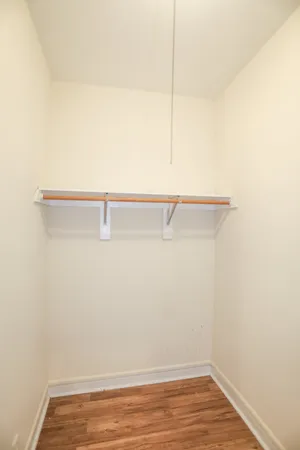 $1,000 | 6916 North Lakewood Avenue, Unit 409, Chicago, IL 60626