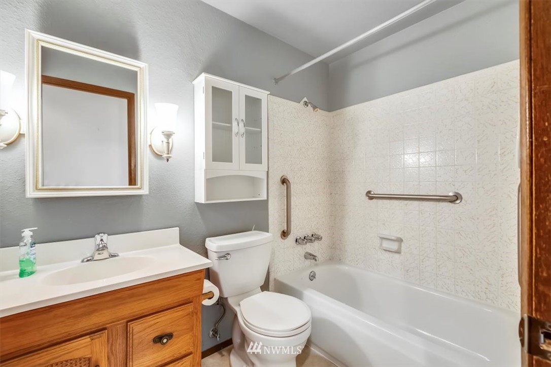 118 East Jonathan Road Bothell, WA 98012 - Photo 13 of 30