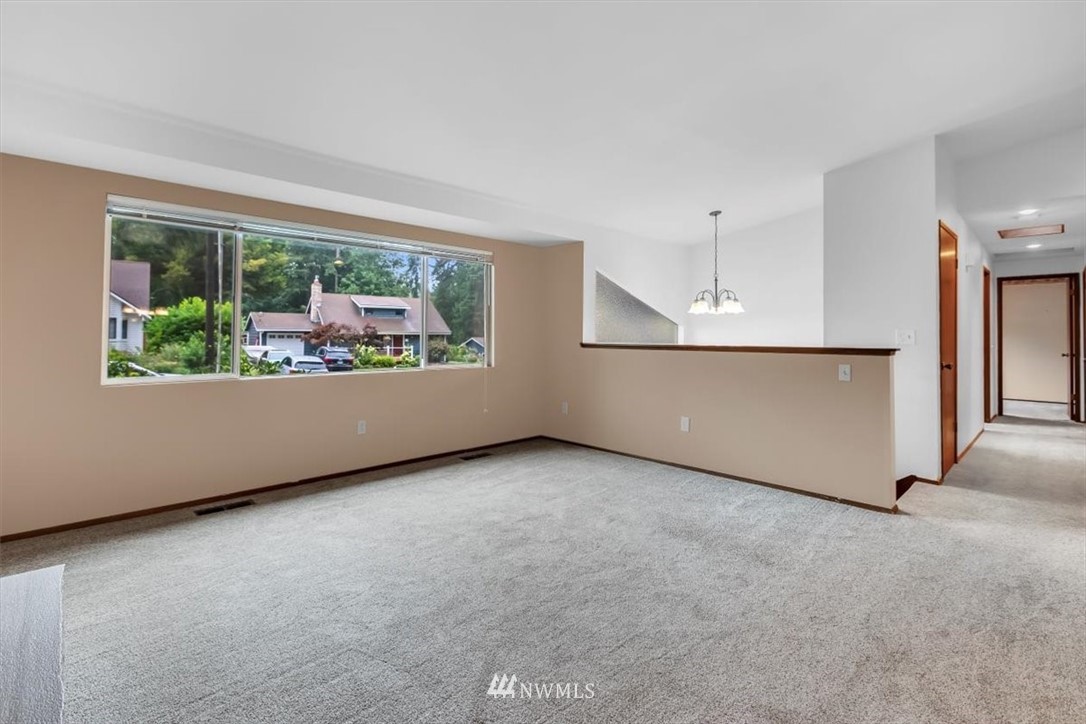 118 East Jonathan Road Bothell, WA 98012 - Photo 4 of 30