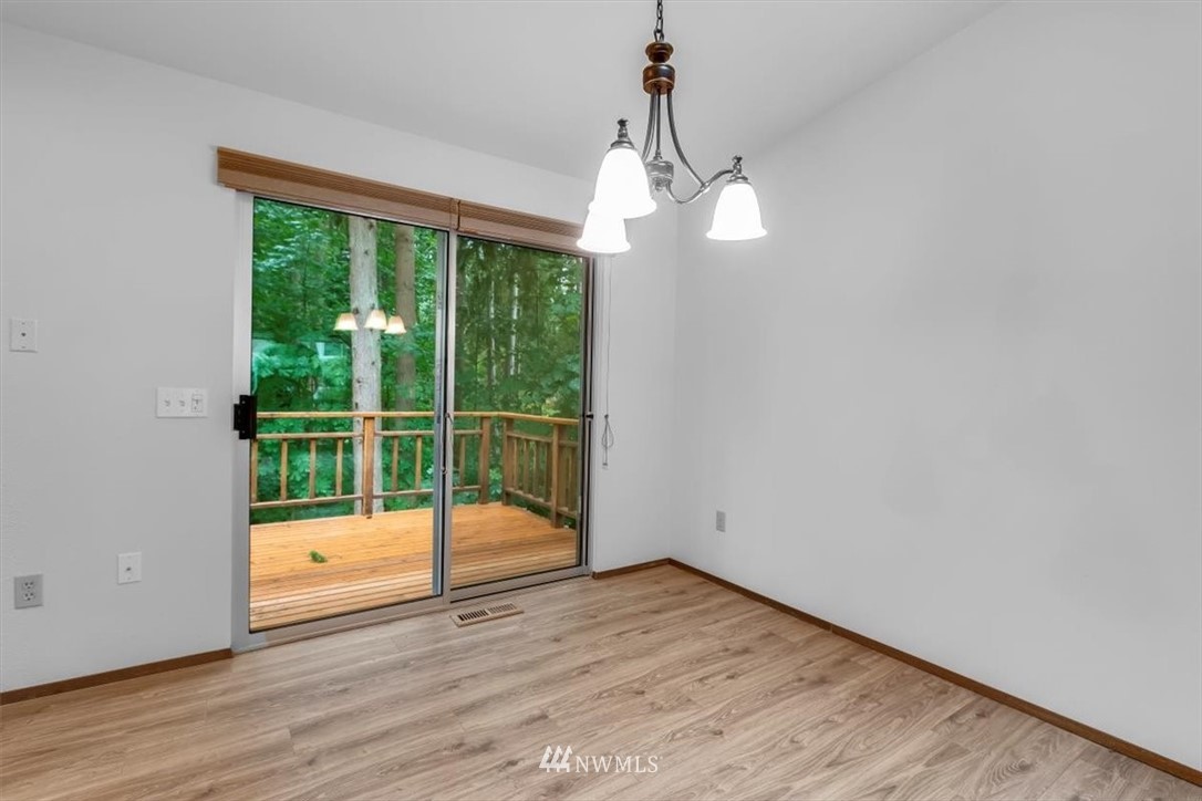 118 East Jonathan Road Bothell, WA 98012 - Photo 7 of 30