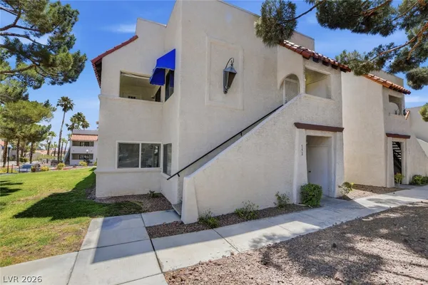 $1,715 | 101 Luna Way, Unit 252, Las Vegas, NV 89145