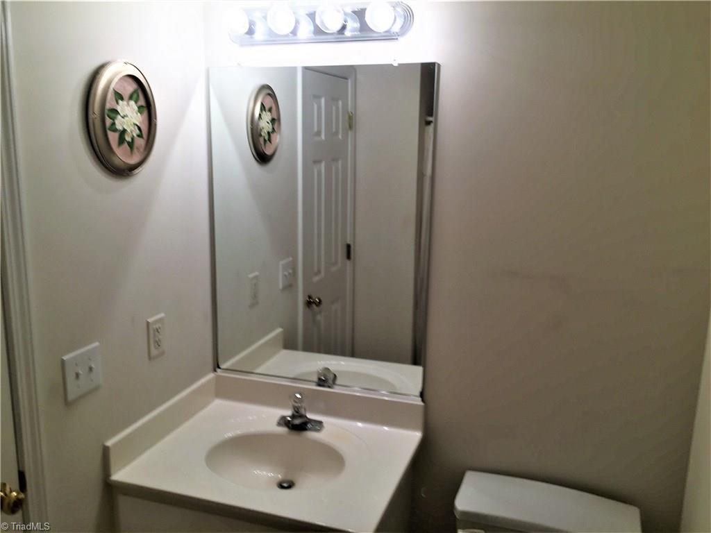 140 James Road, Unit 3B High Point, NC 27265 - Photo 18 of 30 Gallery Image 18