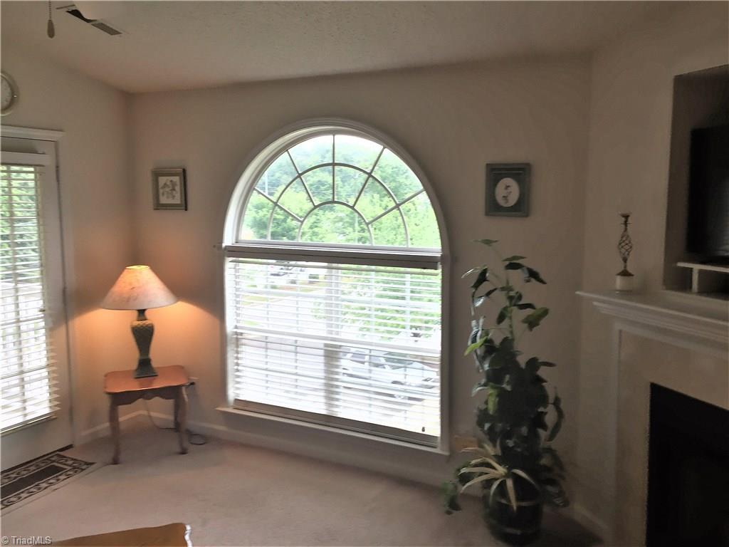 140 James Road, Unit 3B High Point, NC 27265 - Photo 4 of 30 Gallery Image 4