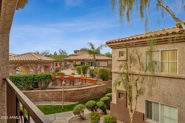 $289,900 | 13700 North Fountain Hills Boulevard, Unit 206, Fountain Hills, AZ 85268