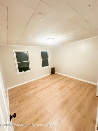 $1,600 | Undisclosed Address, Throop, PA 18512