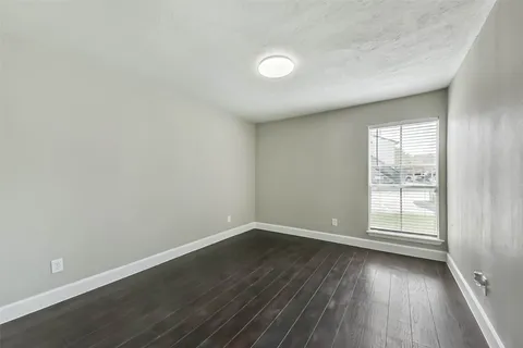 $117,900 | 250 El Dorado Boulevard, Unit 189, Webster, TX 77598