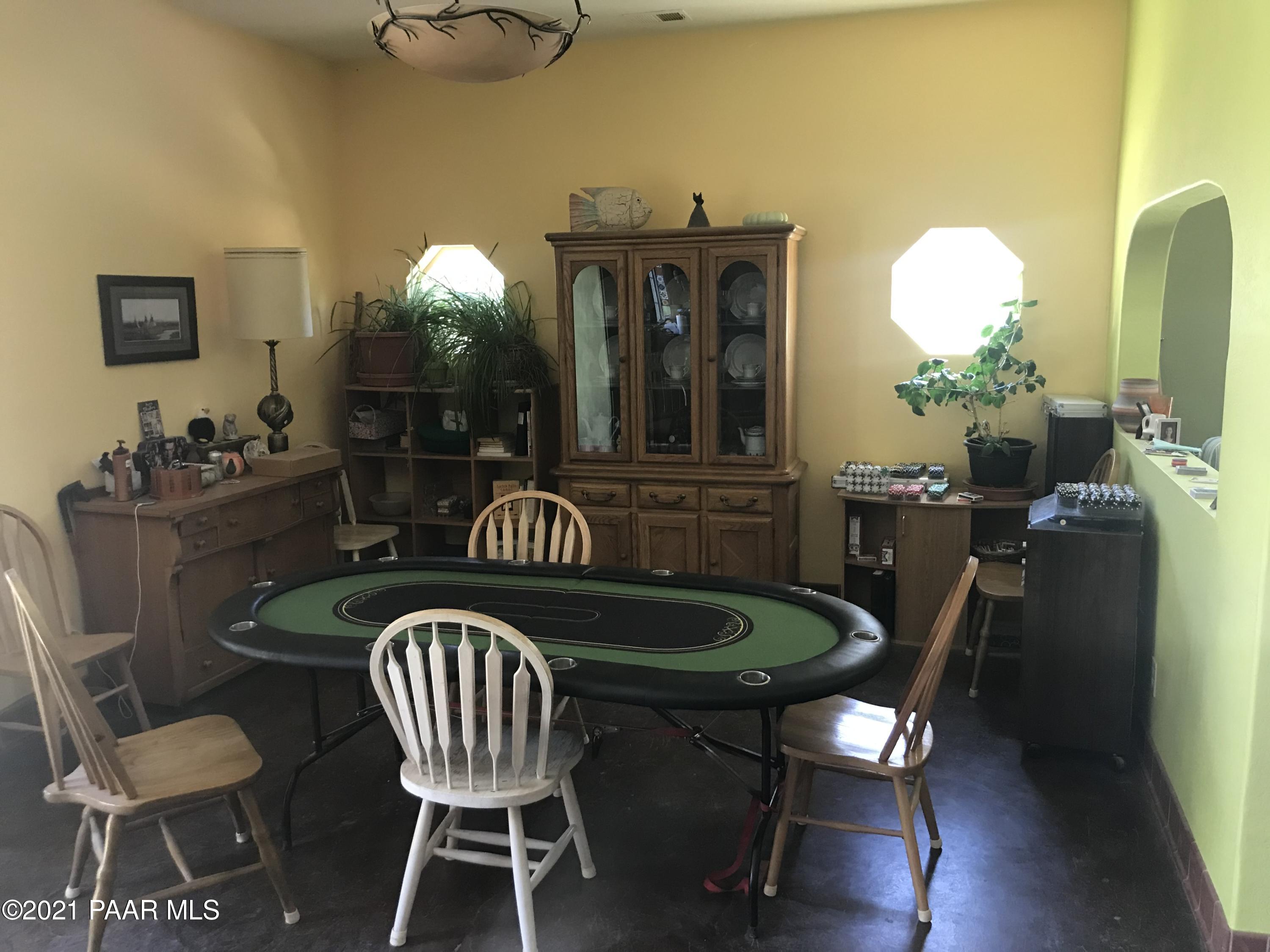 37526 West Howling Coyote Road Seligman, AZ 86337 - Photo 12 of 56 dining area