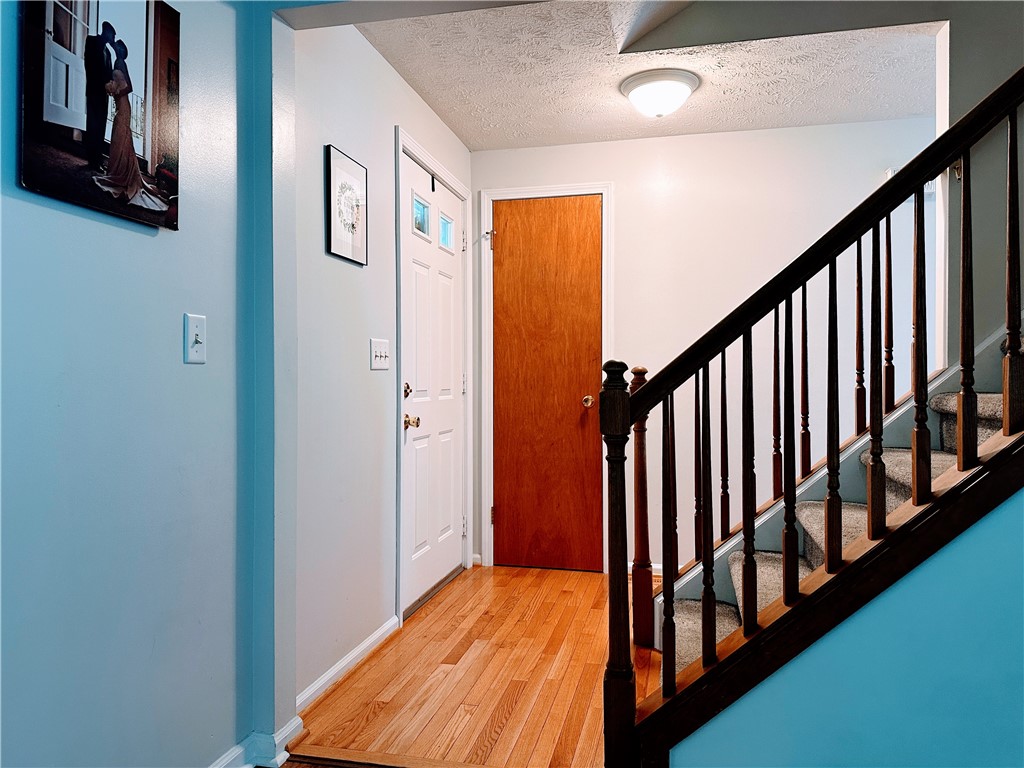 23 Newcomb Drive Parma, NY 14468 - Photo 5 of 34