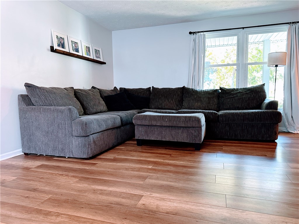 23 Newcomb Drive Parma, NY 14468 - Photo 8 of 34