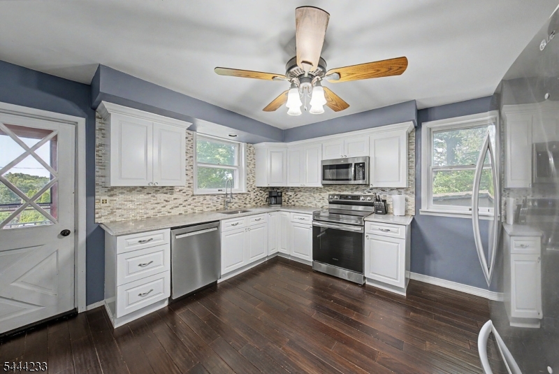 3 Valhalla Way Rockaway, NJ 07866 - Photo 3 of 39
