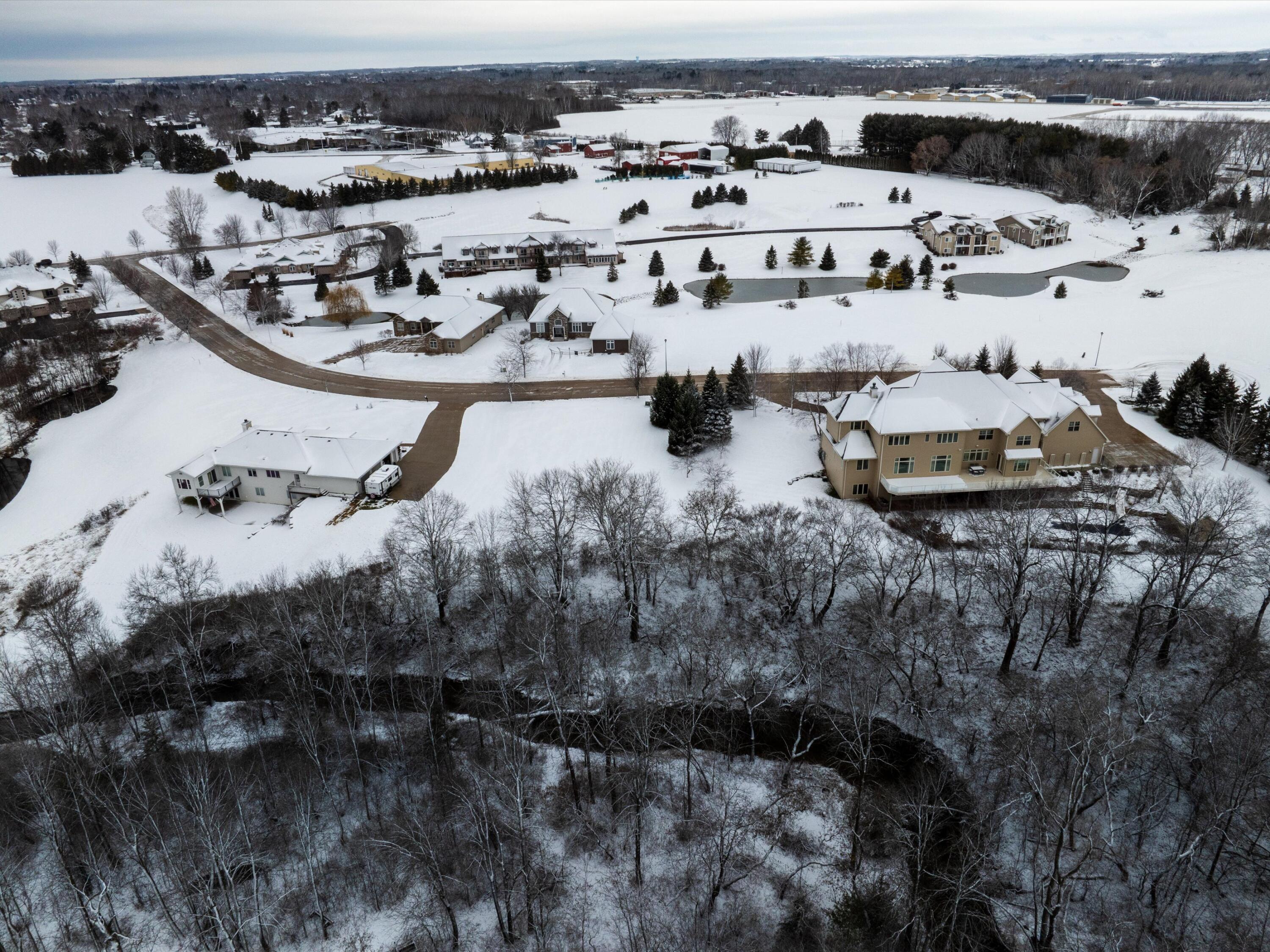 Lt3 Abbey Ridge Lane, Unit BLK2 Manitowoc, WI 54220 - Photo 7 of 12 12-1271080_0018_NO_LINES