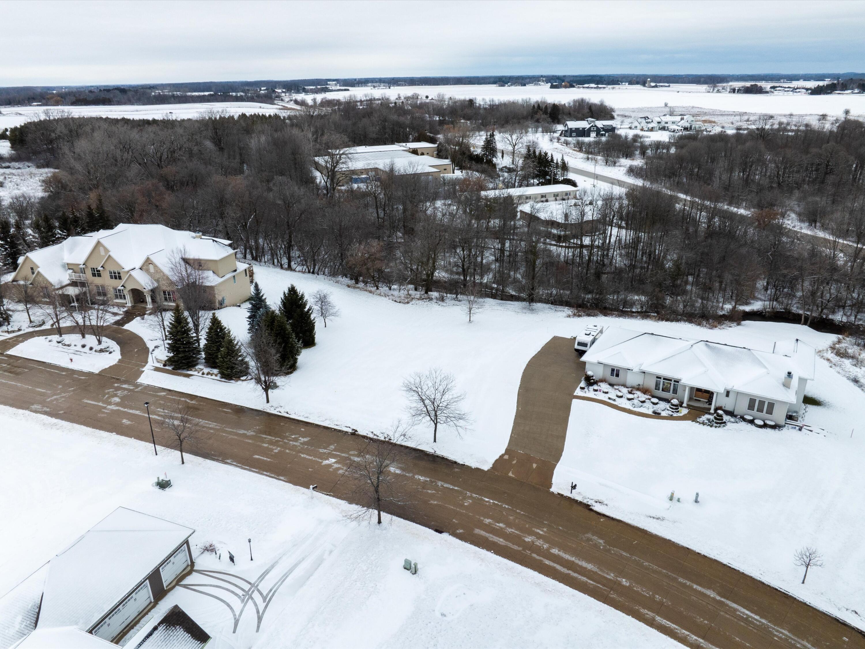 Lt3 Abbey Ridge Lane, Unit BLK2 Manitowoc, WI 54220 - Photo 10 of 12 22-1271080_0013_NO_LINES