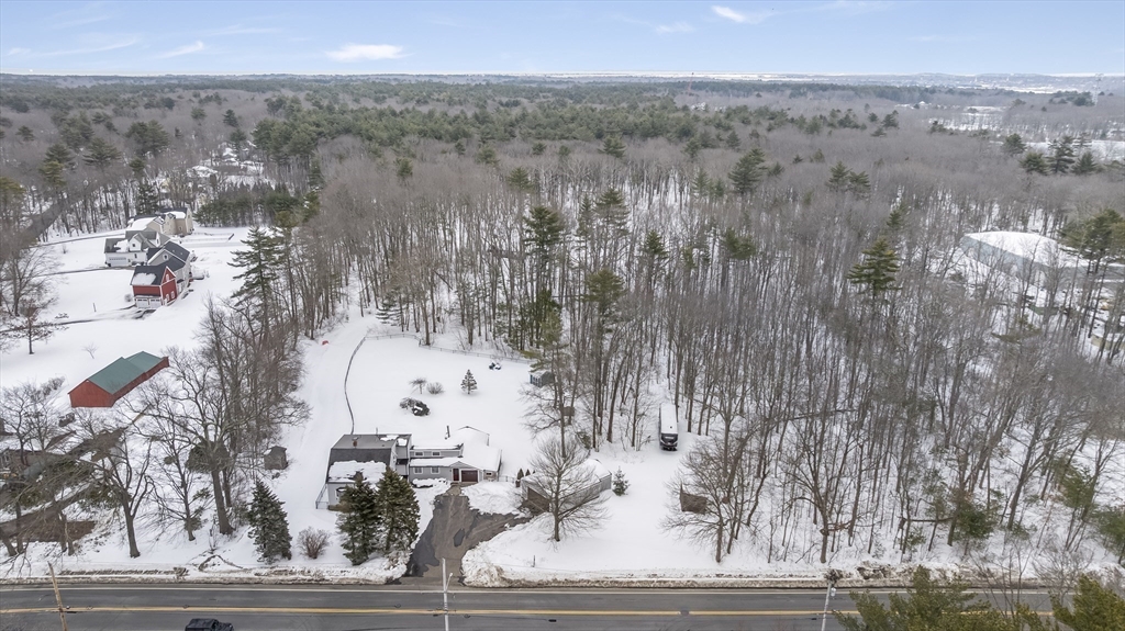 54 Rabbit Road Salisbury, MA 01952 - Photo 9 of 37