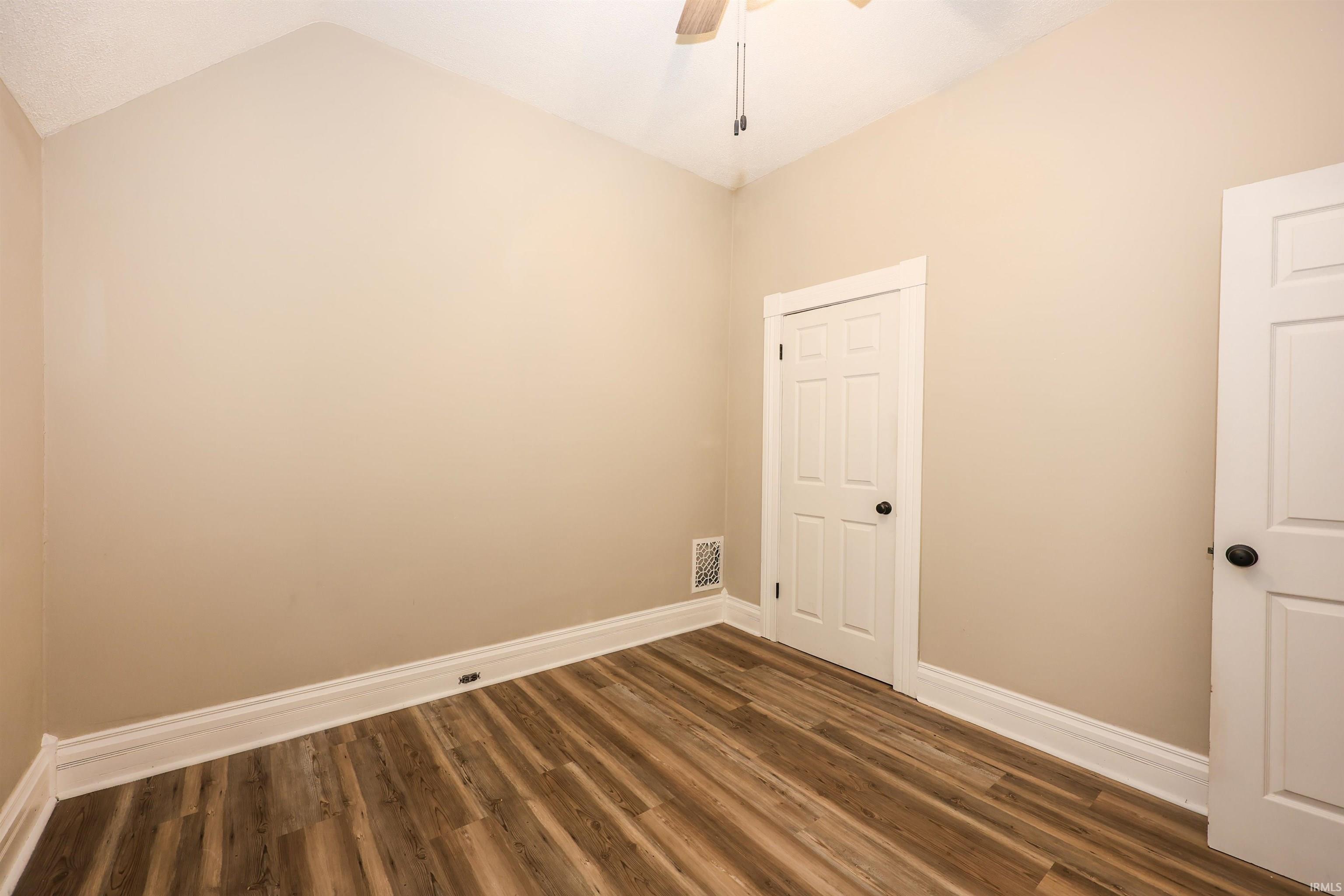 1031 Rivermet Avenue Fort Wayne, IN 46805 - Photo 20 of 35