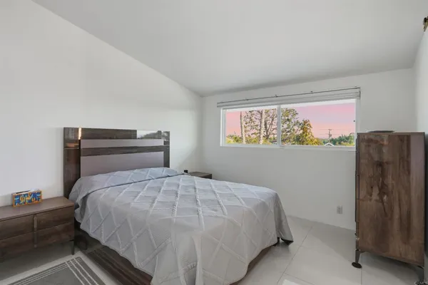 $2,795,000 | 5628 Linda Rosa Avenue, La Jolla, CA 92037