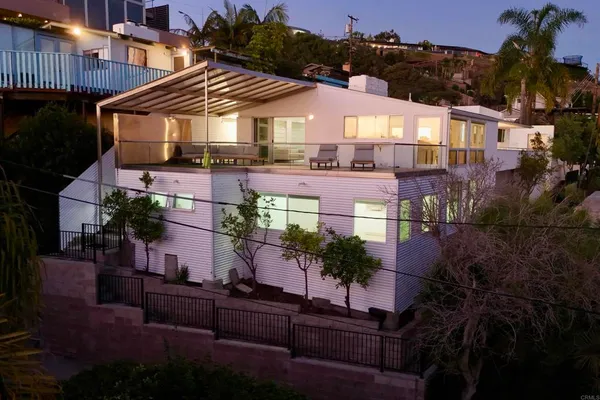 $2,795,000 | 5628 Linda Rosa Avenue, La Jolla, CA 92037
