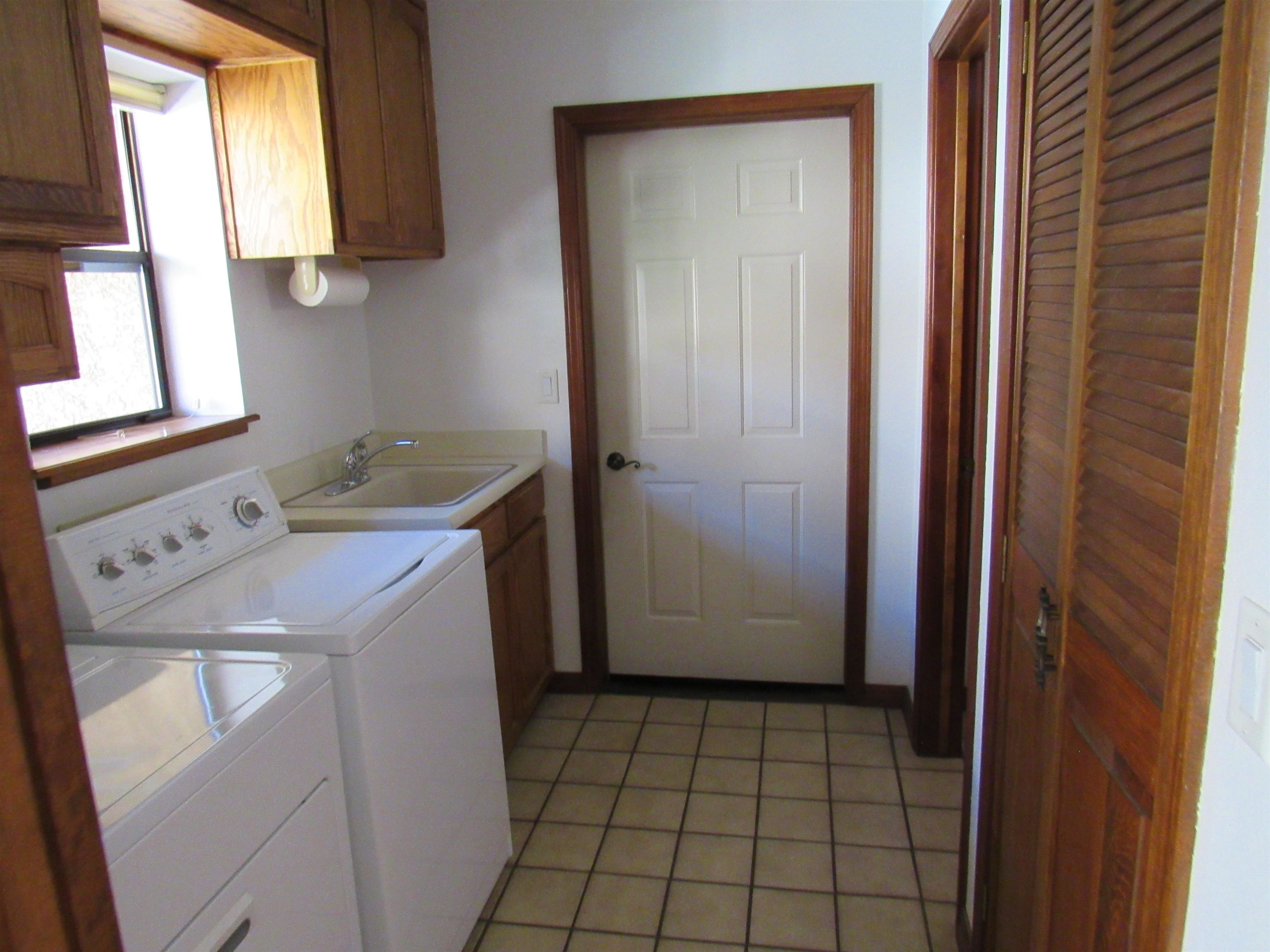 22551 Adobe Road Red Bluff, CA 96080 - Photo 12 of 27 Gallery Image 12