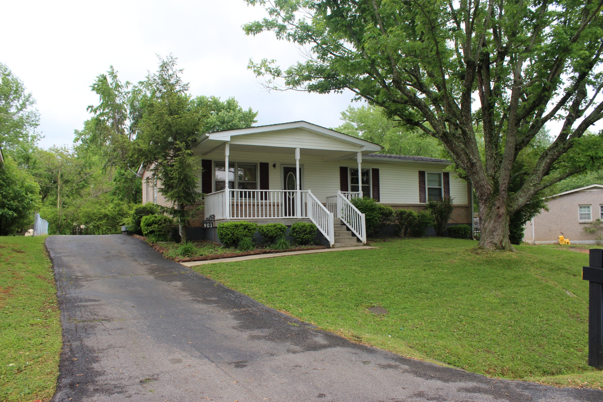 903 Poplar Avenue Springfield, TN 37172 - Photo 3 of 13 Gallery Image 3