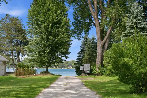 $198,000 | W376-s5156 East Pretty Lake Road, Ottawa, WI 53118