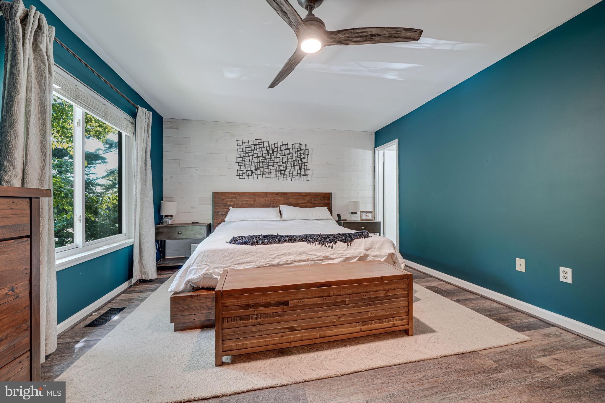 1825 Ivy Oak Square Reston, VA 20190 - Photo 19 of 37 Stick wood wall in the Primary!