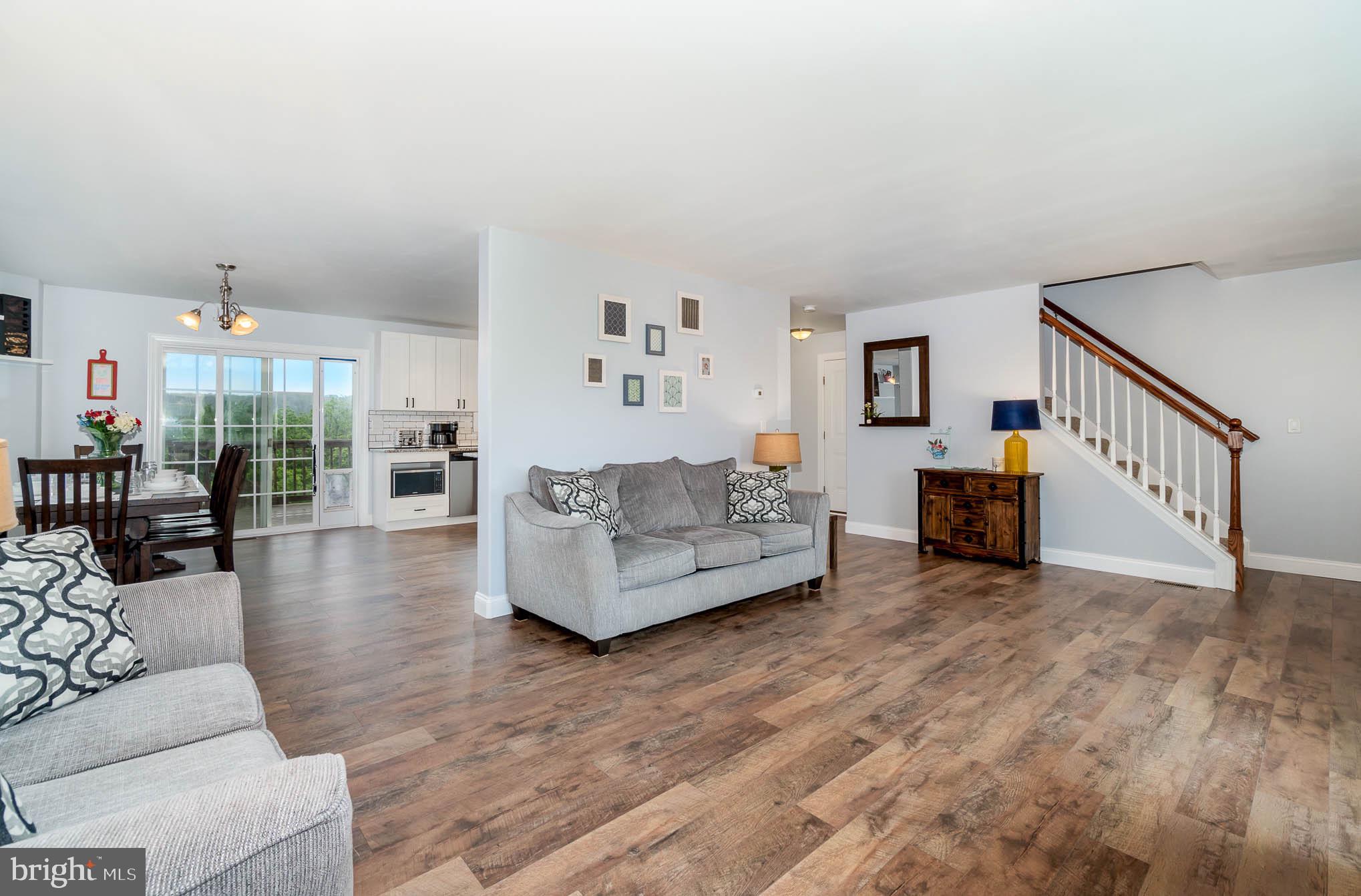 315 Riviera Street Mount Wolf, PA 17347 - Photo 3 of 22 Gallery Image 3