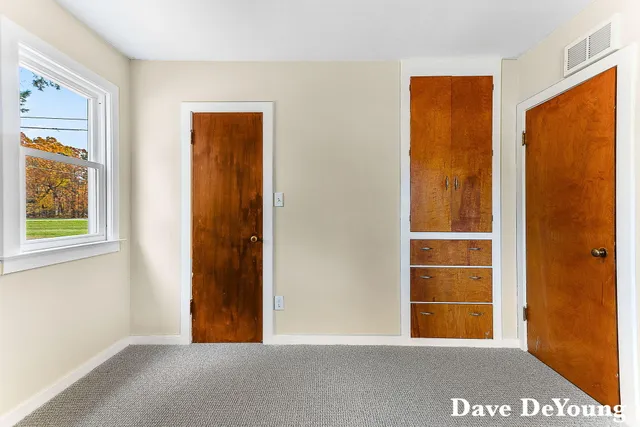 $159,900 | 18890 West Howard City-Edmore, Howard City, MI 49329