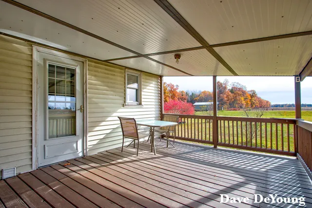 $159,900 | 18890 West Howard City-Edmore, Howard City, MI 49329