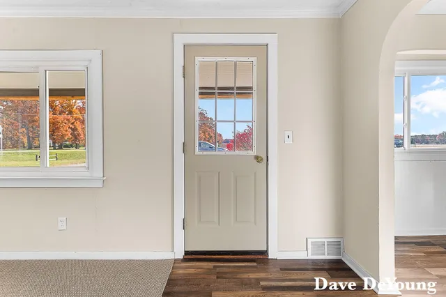 $159,900 | 18890 West Howard City-Edmore, Howard City, MI 49329