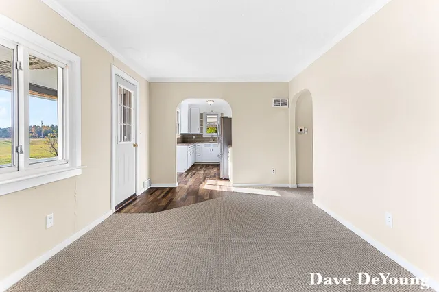 $159,900 | 18890 West Howard City-Edmore, Howard City, MI 49329