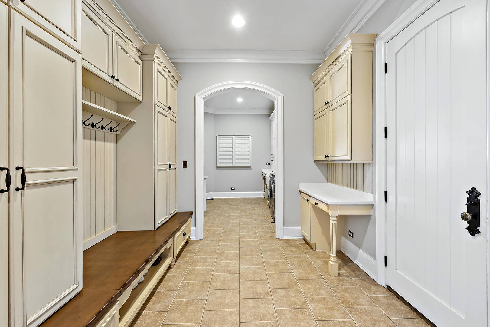 217 North Haman Road Inverness, IL 60010 - Photo 30 of 61 wooden floor with a bathroom
