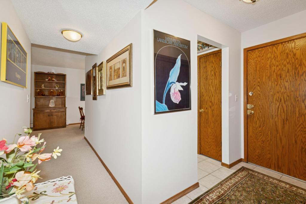 2240 Midland Grove Road, Unit 201 Roseville, MN 55113 - Photo 16 of 31