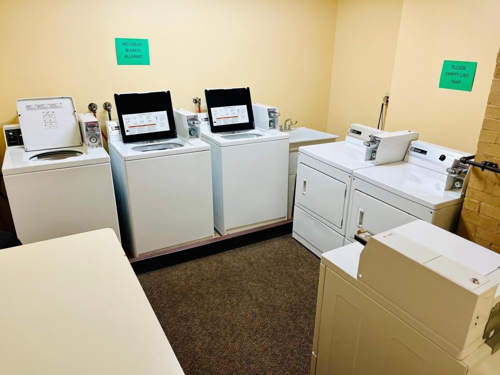 2240 Midland Grove Road, Unit 201 Roseville, MN 55113 - Photo 22 of 31