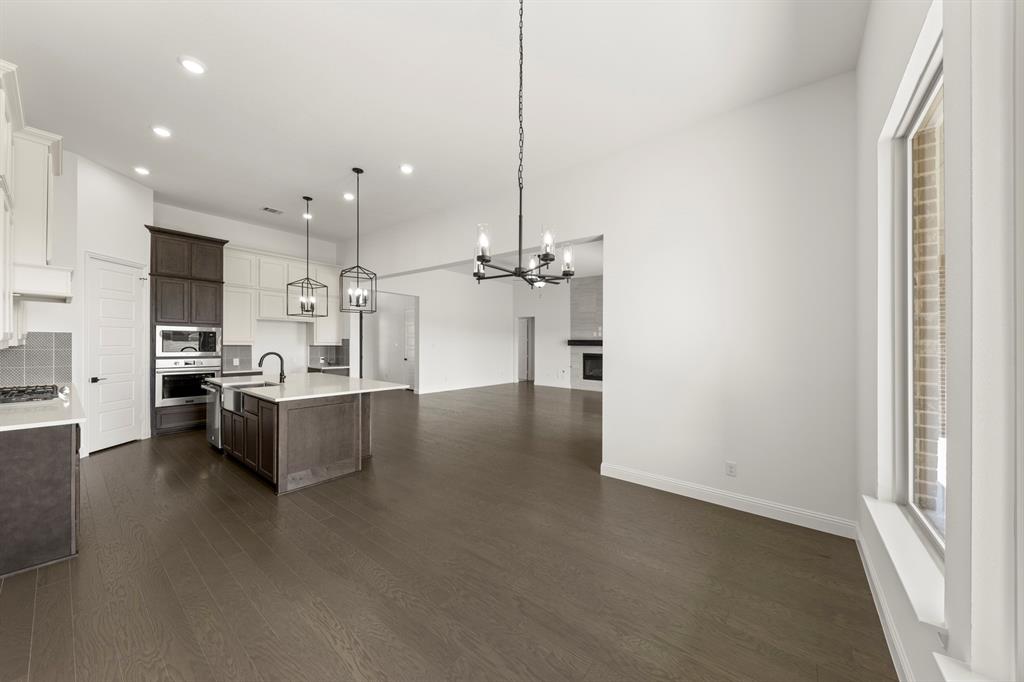 409 Spoonbill Road Sunnyvale, TX 75182 - Photo 18 of 31 16. 409 Spoonbill - Dining (2)