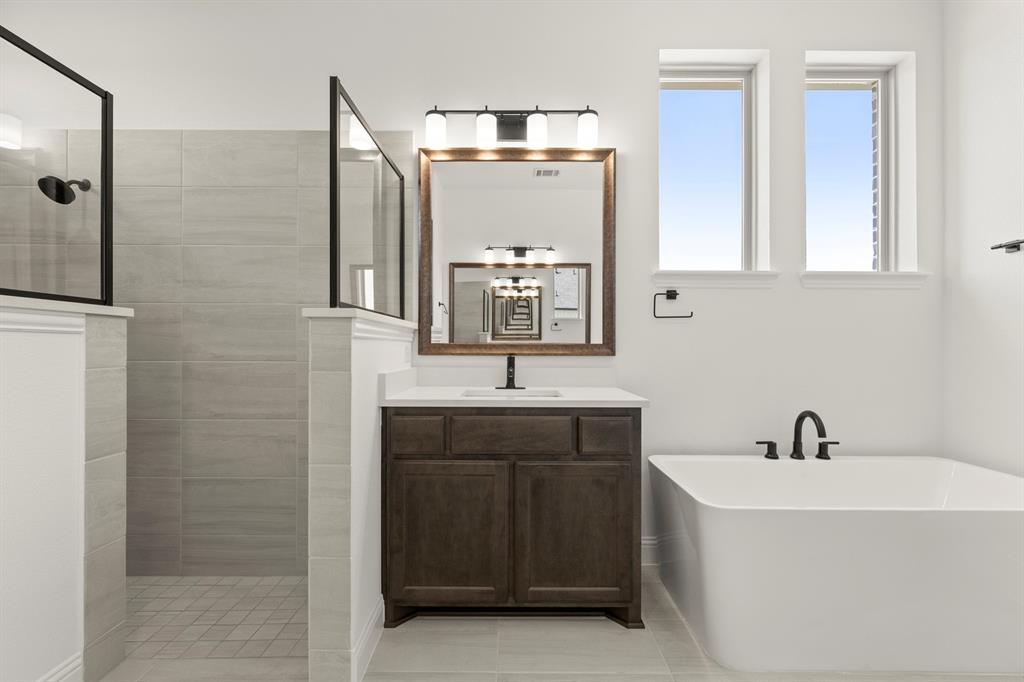 409 Spoonbill Road Sunnyvale, TX 75182 - Photo 24 of 31 21. 409 Spoonbill - Bath (3)