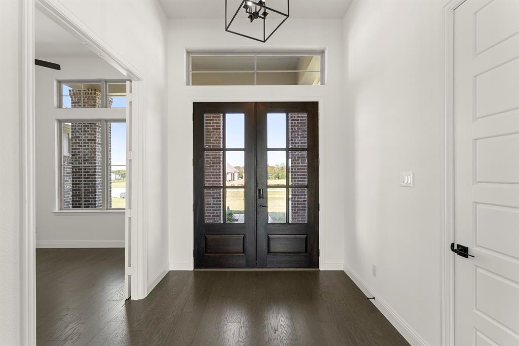 409 Spoonbill Road Sunnyvale, TX 75182 - Photo 4 of 31 03. 409 Spoonbill - Entry