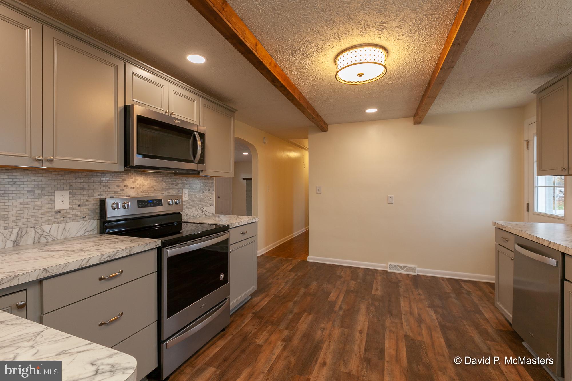 1761 Quarry Road Bunker Hill, WV 25413 - Photo 14 of 46 Gallery Image 14