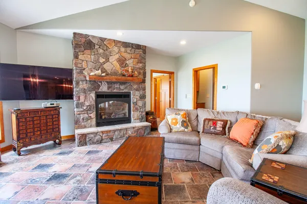 $875,000 | 34931 Northview Road, Battle Lake, MN 56515