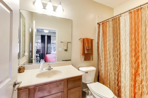 $350,000 | 5355 West Galewood Avenue, Unit A, Chicago, IL 60639