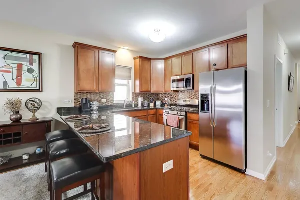 $350,000 | 5355 West Galewood Avenue, Unit A, Chicago, IL 60639
