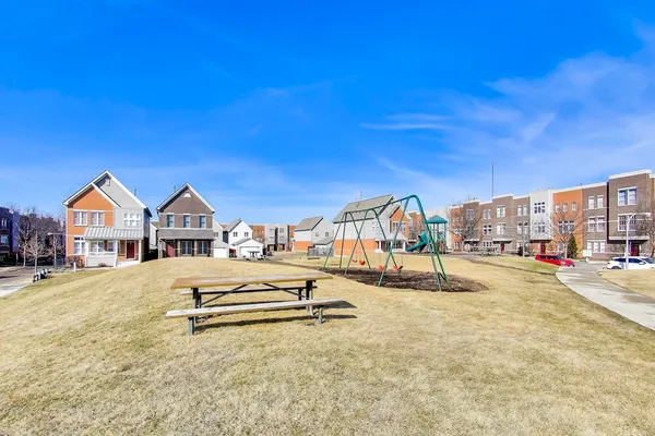 $350,000 | 5355 West Galewood Avenue, Unit A, Chicago, IL 60639