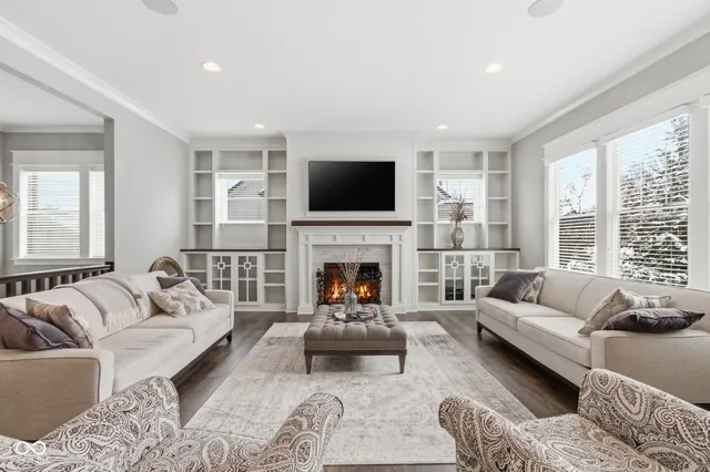 $1,295,000 | 365 Chatham Hills Boulevard, Westfield, IN 46074