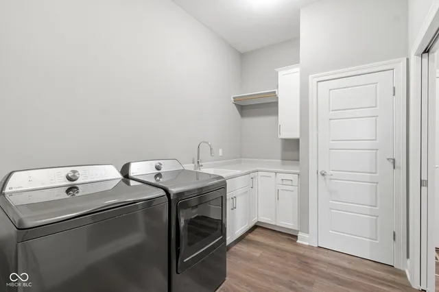 $1,295,000 | 365 Chatham Hills Boulevard, Westfield, IN 46074