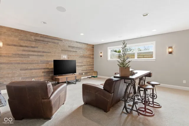 $1,295,000 | 365 Chatham Hills Boulevard, Westfield, IN 46074