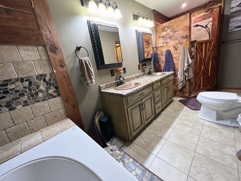 1673 Cherokee Rose Road Nashville, GA 31639 - Photo 10 of 37 Gallery Image 10