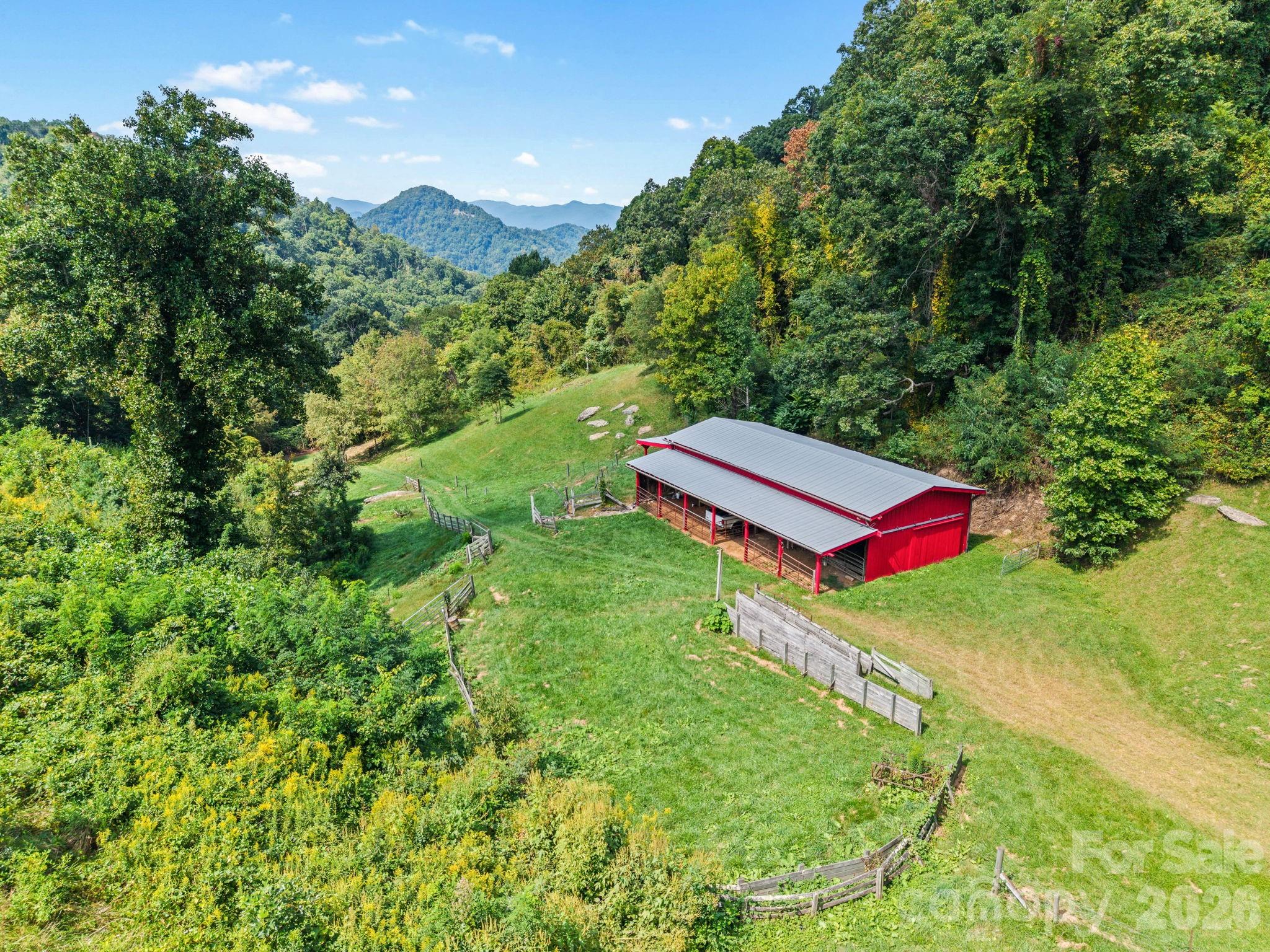 3570 Crabtree Mountain Road Clyde, NC 28721 - Photo 19 of 48 Gallery Image 19