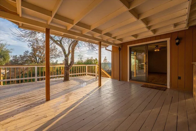 $585,000 | 3345 Golden Heights Drive, Redding, CA 96003