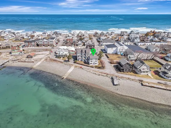 $825,000 | 180 Cadish Avenue, Unit 4, Hull, MA 02045