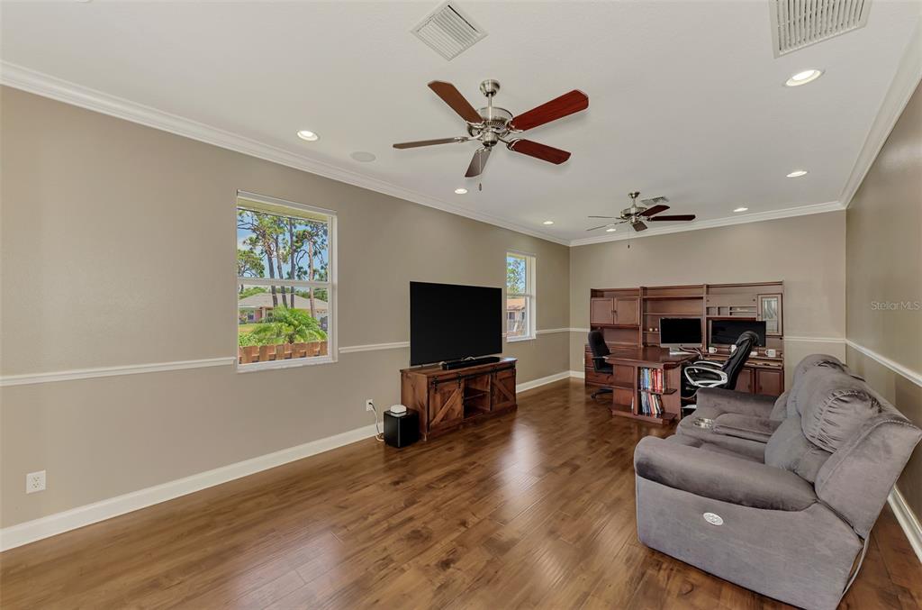 935 Graham Road Venice, FL 34293 - Photo 34 of 67