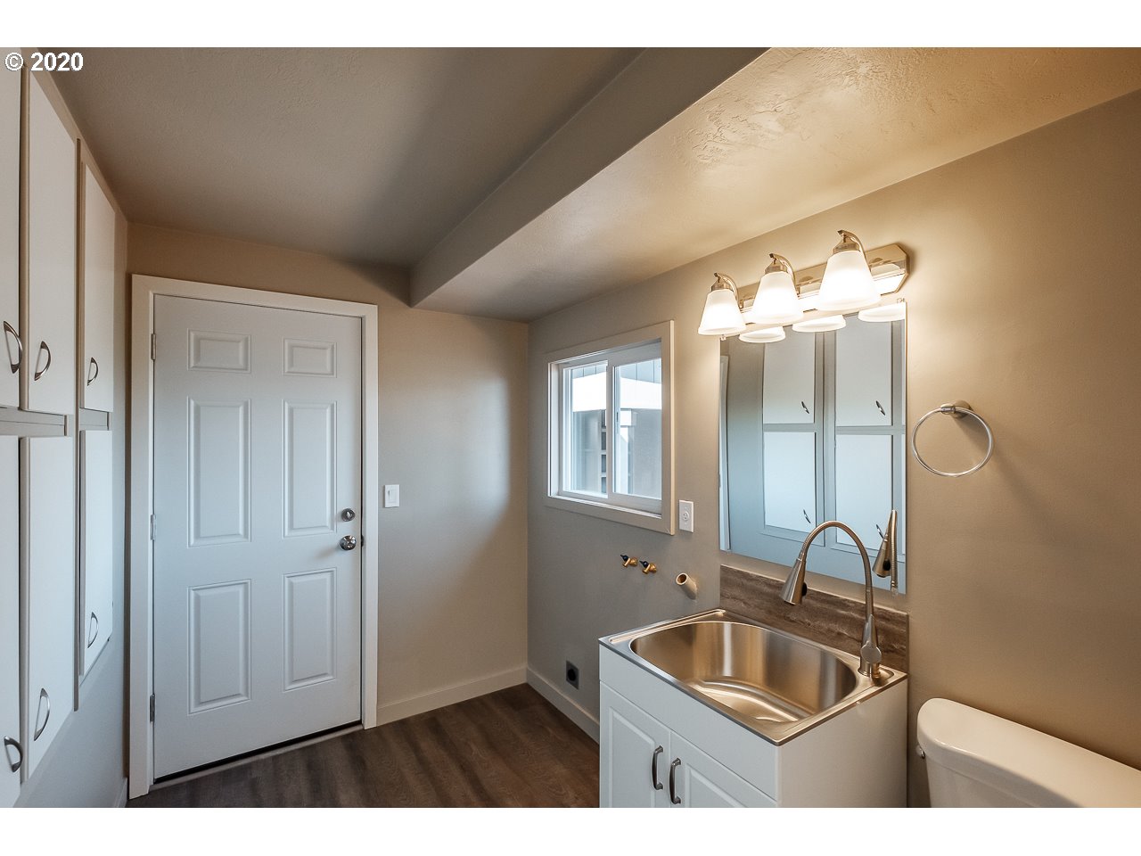 5145 Gaffin Road Southeast Salem, OR 97317 - Photo 15 of 32 Gallery Image 15