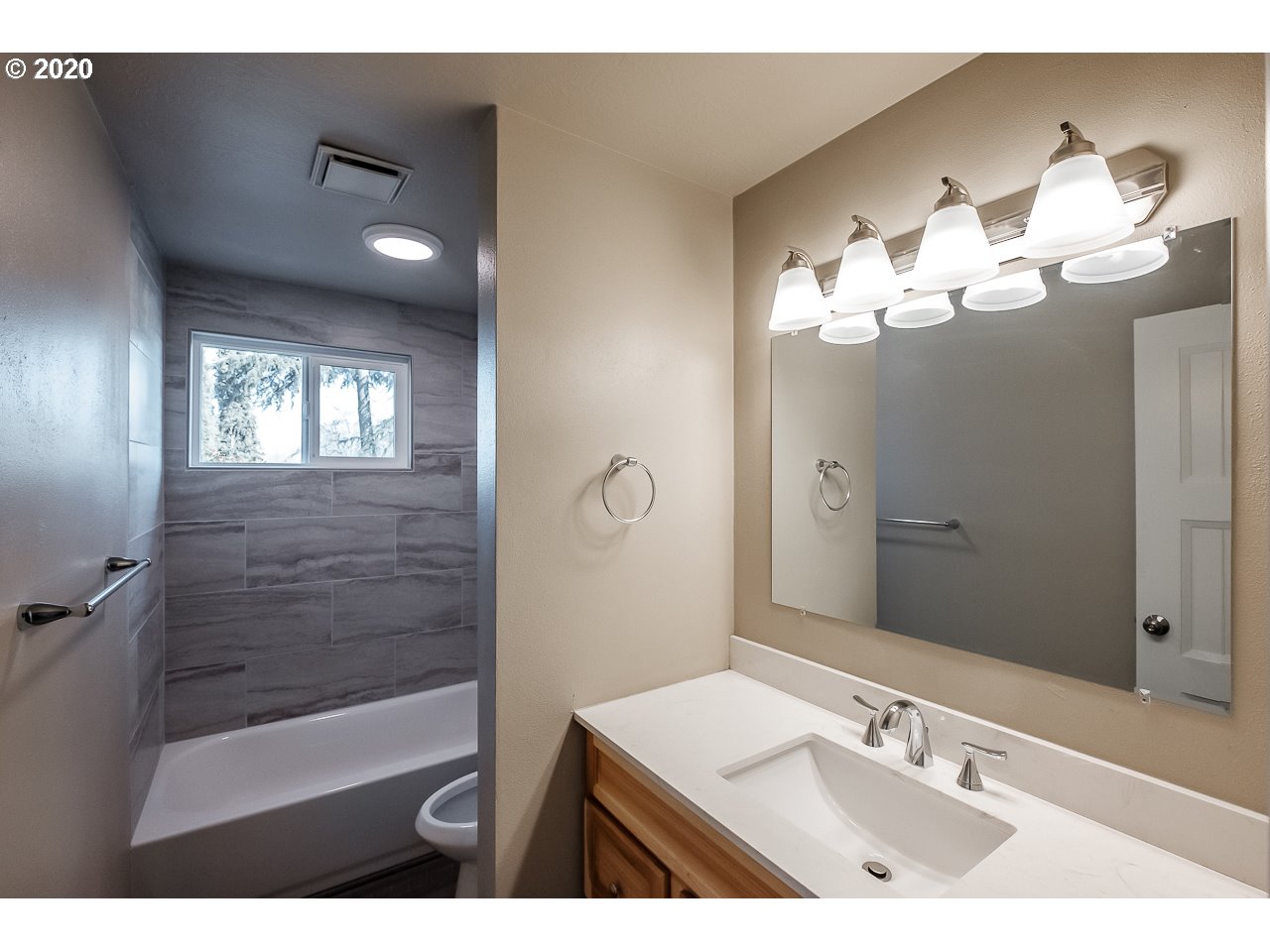 5145 Gaffin Road Southeast Salem, OR 97317 - Photo 17 of 32 Gallery Image 17